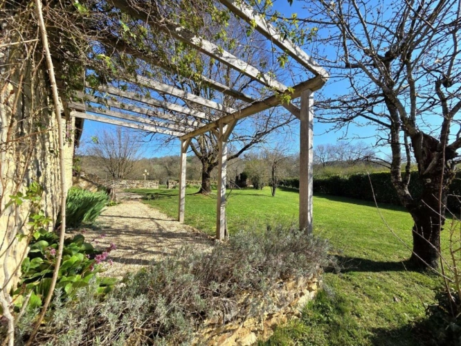 Photos 18 - Prestige - Ensemble immobilier de caractère composé d'une maison principale et de 3 gîtes classés