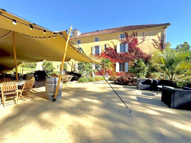 Photos 2 - Prestige - Magnifique Château de 1600 m² avec Vue Imprenable sur les Pyrénées - Coeur du Gers