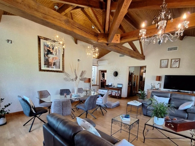 Photos 2 - Rurale - Maison nichée dans un écrin de verdure