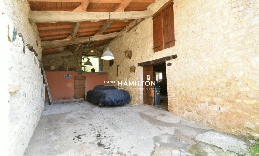 Photos 14 - Équestre - BELLE DEMEURE AVEC GRANGES, PISCINE GARAGE ET PRAIRIES CLOTUREES