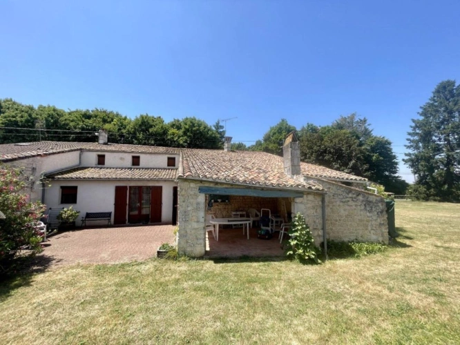 Photos 14 - Prestige - Maison de caractère avec piscine et bel espace extérieur