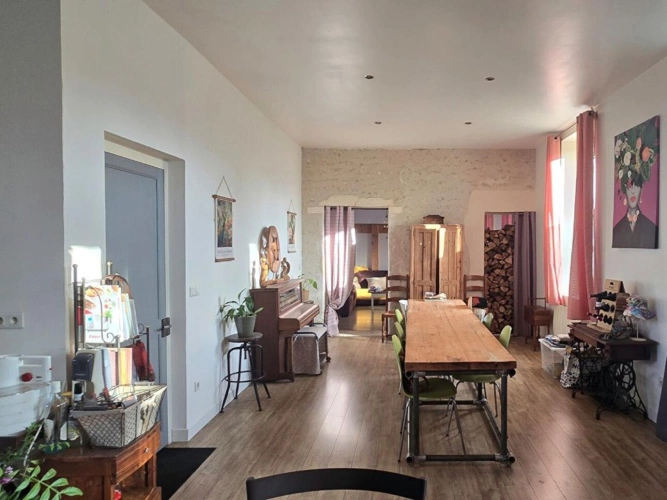 Photos 7 - Prestige - Propriété de trois chambres avec gîte, près de Surgères
