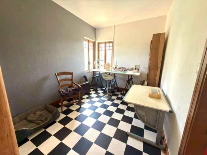 Photos 11 - Rurale - MAISON DE CARACTÈRE  - 240 m² - 8  PIECES - TERRAIN 2330 m²  - CHARME ET AUTHENTICITÉ