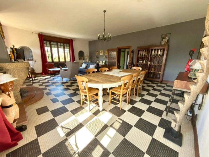 Photos 13 - Rurale - MAISON DE CARACTÈRE  - 240 m² - 8  PIECES - TERRAIN 2330 m²  - CHARME ET AUTHENTICITÉ