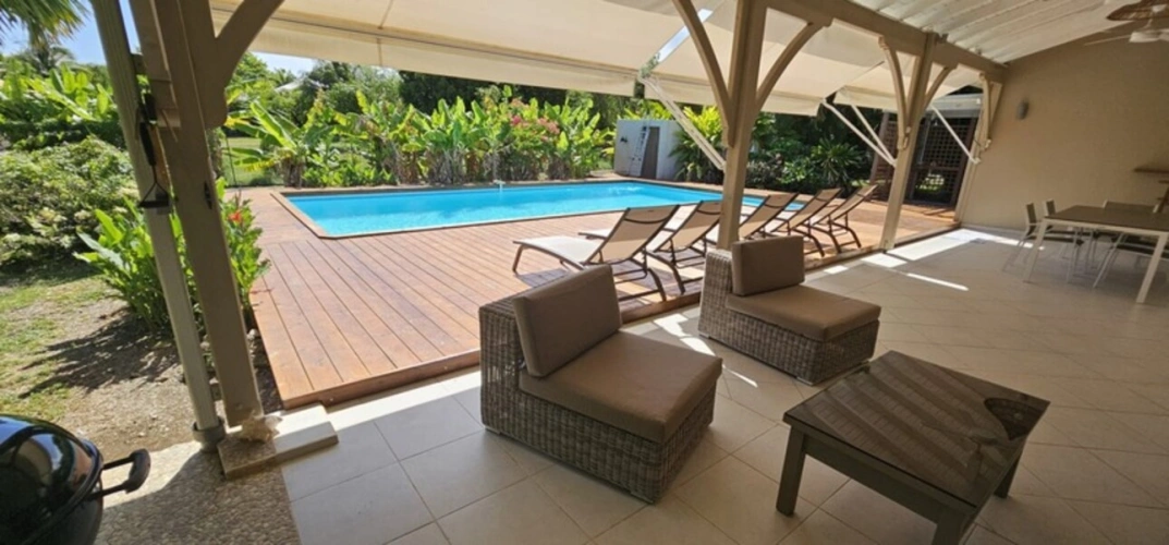 Photos 3 - Prestige - SAINT-FRANÇOIS – VILLA D’EXCEPTION AVEC GRANDE PISCINE, À 5 MINUTES DES PLAGES
