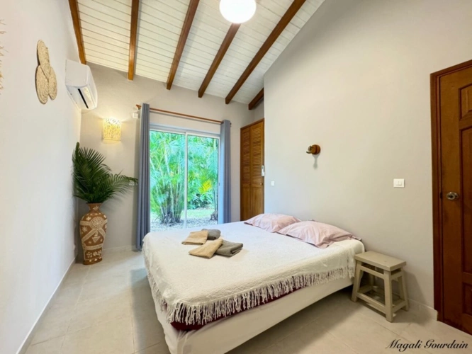 Photos 16 - Prestige - SAINT-FRANÇOIS – VILLA D’EXCEPTION AVEC GRANDE PISCINE, À 5 MINUTES DES PLAGES