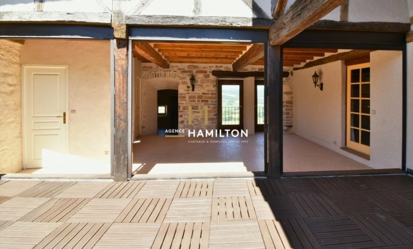 Photos 15 - Prestige - IMMEUBLE HISTORIQUE AVEC JARDIN ET PISCINE INTERIEURE - IDEAL PROJET TOURISTIQUE