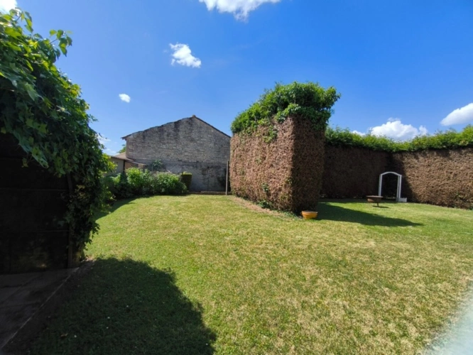 Photos 9 - Prestige - Charme de l'Ancien et volumes Exceptionnels "Maison de Maître à Rénover"