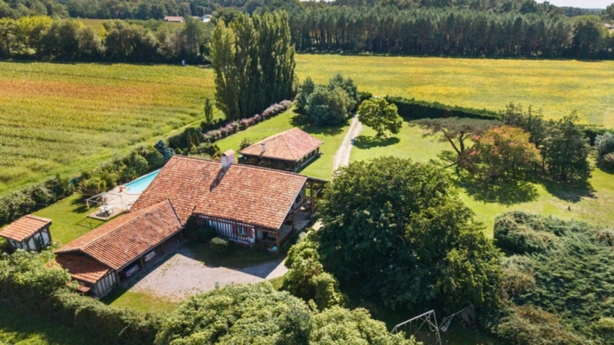 Photos 1 - Prestige - Soustons, authentique maison landaise du XVIIIe, 265 m², dépendances, piscine, parc paysagé 6 800 m², à 2 minutes du centre et du lac