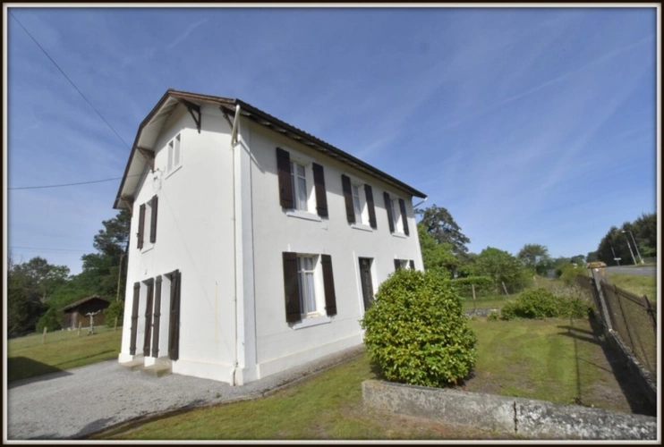 Photos 8 - Touristique - BEGAAR - PROPRIETE de 2 MAISONS - GARAGE + 2 DEPENDANCES