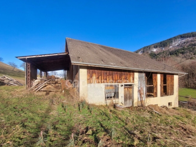 Photos 1 - Rurale - Grange et terrain de 10000 m² à vendre à PRESLE (73)