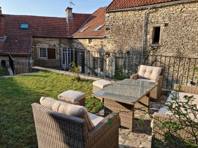 Photos 3 - Prestige - Propriété à vendre 10 pièces, Flavigny-sur-Ozerain (21)
