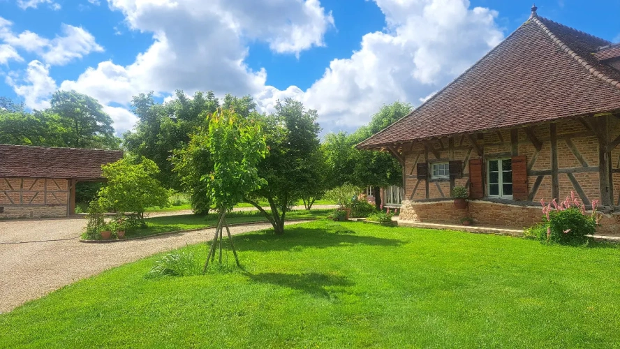 Photos 16 - Prestige - Ferme du XIXe en Bresse et batiments agricoles : alliance du charme et confort moderne