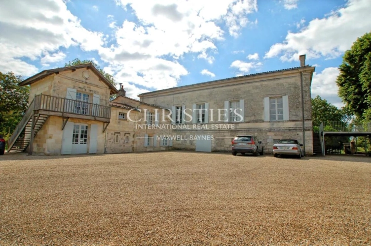Photos 5 - Prestige - Propriété de charme avec vue sur la Dordogne – 2,9 ha d’un seul tenant
