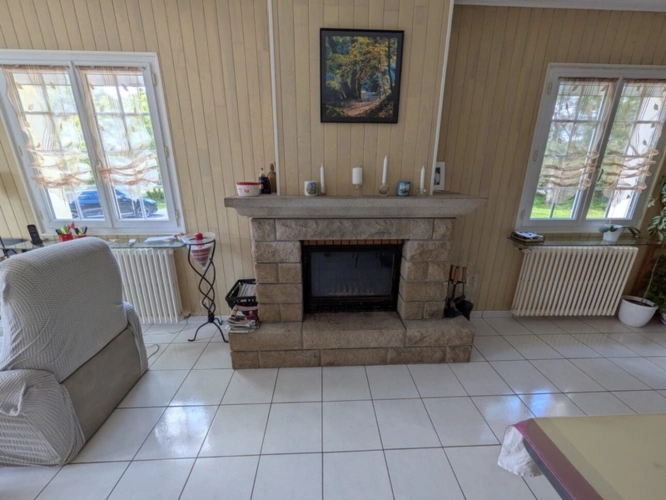 Photos 8 - Prestige - PRIZIAC PROPRIÉTÉ COMPOSÉE D'UNE MAISON DE TYPE NÉO BRETONNE DE 8 PIECES EN TRES BON ETAT GENERAL GRANDE DÉPENDANCES PARCELLE DE 1 HECTARE 47 ARES