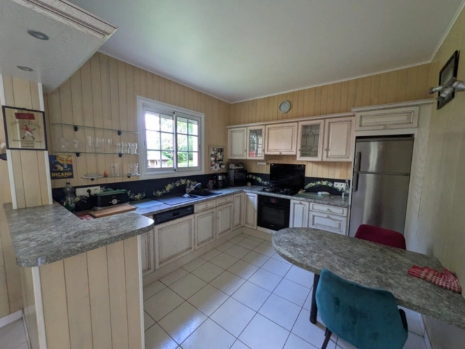 Photos 9 - Prestige - PRIZIAC PROPRIÉTÉ COMPOSÉE D'UNE MAISON DE TYPE NÉO BRETONNE DE 8 PIECES EN TRES BON ETAT GENERAL GRANDE DÉPENDANCES PARCELLE DE 1 HECTARE 47 ARES
