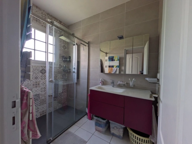 Photos 10 - Prestige - PRIZIAC PROPRIÉTÉ COMPOSÉE D'UNE MAISON DE TYPE NÉO BRETONNE DE 8 PIECES EN TRES BON ETAT GENERAL GRANDE DÉPENDANCES PARCELLE DE 1 HECTARE 47 ARES