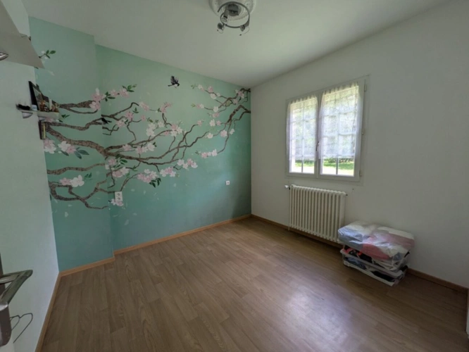 Photos 13 - Prestige - PRIZIAC PROPRIÉTÉ COMPOSÉE D'UNE MAISON DE TYPE NÉO BRETONNE DE 8 PIECES EN TRES BON ETAT GENERAL GRANDE DÉPENDANCES PARCELLE DE 1 HECTARE 47 ARES
