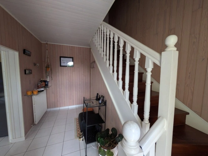 Photos 14 - Prestige - PRIZIAC PROPRIÉTÉ COMPOSÉE D'UNE MAISON DE TYPE NÉO BRETONNE DE 8 PIECES EN TRES BON ETAT GENERAL GRANDE DÉPENDANCES PARCELLE DE 1 HECTARE 47 ARES