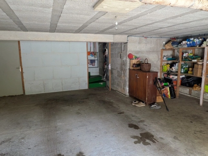 Photos 23 - Prestige - PRIZIAC PROPRIÉTÉ COMPOSÉE D'UNE MAISON DE TYPE NÉO BRETONNE DE 8 PIECES EN TRES BON ETAT GENERAL GRANDE DÉPENDANCES PARCELLE DE 1 HECTARE 47 ARES