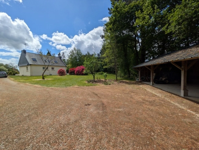 Photos 28 - Prestige - PRIZIAC PROPRIÉTÉ COMPOSÉE D'UNE MAISON DE TYPE NÉO BRETONNE DE 8 PIECES EN TRES BON ETAT GENERAL GRANDE DÉPENDANCES PARCELLE DE 1 HECTARE 47 ARES