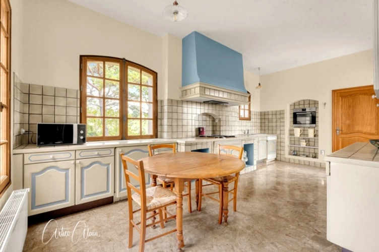 Photos 5 - Rurale - maison de caractère de 283 m² avec dépendances et fort potentiel sur plus de 9 000 m² de terrain