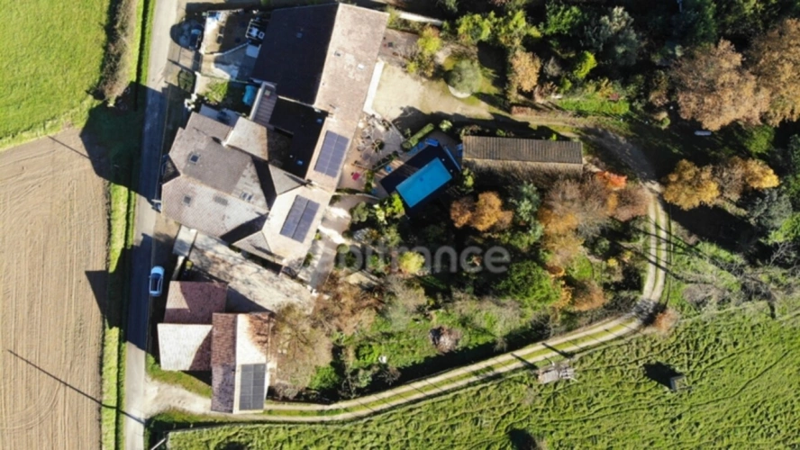 Photos 6 - Touristique - Domaine - 1 maison d'habitation - 5 chambres d'hôtes - 2 appartements en location sur plus de 1 hectare à SAINTE BAZEILLE (47)