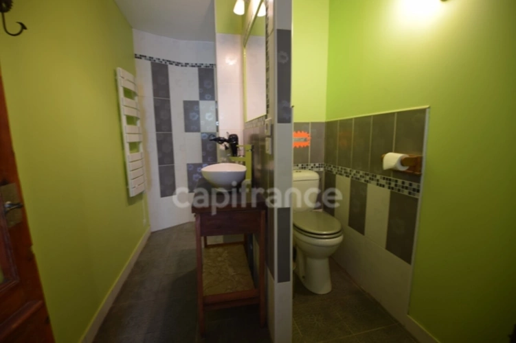 Photos 22 - Touristique - Domaine - 1 maison d'habitation - 5 chambres d'hôtes - 2 appartements en location sur plus de 1 hectare à SAINTE BAZEILLE (47)