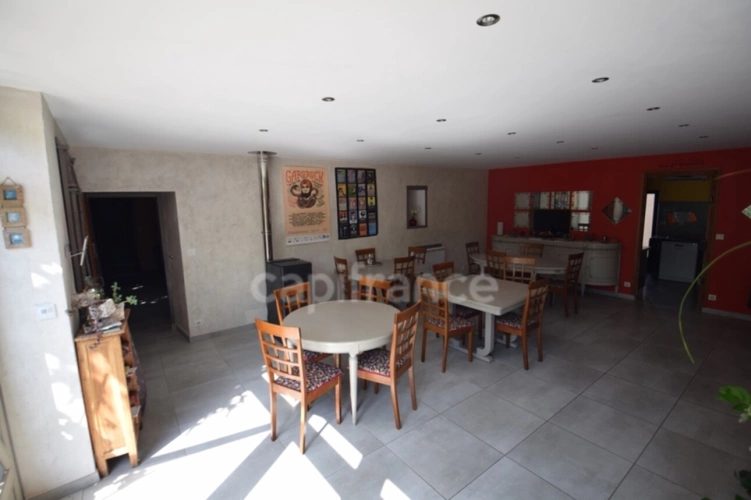 Photos 24 - Touristique - Domaine - 1 maison d'habitation - 5 chambres d'hôtes - 2 appartements en location sur plus de 1 hectare à SAINTE BAZEILLE (47)