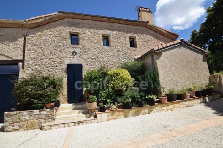 Photos 33 - Touristique - Domaine - 1 maison d'habitation - 5 chambres d'hôtes - 2 appartements en location sur plus de 1 hectare à SAINTE BAZEILLE (47)