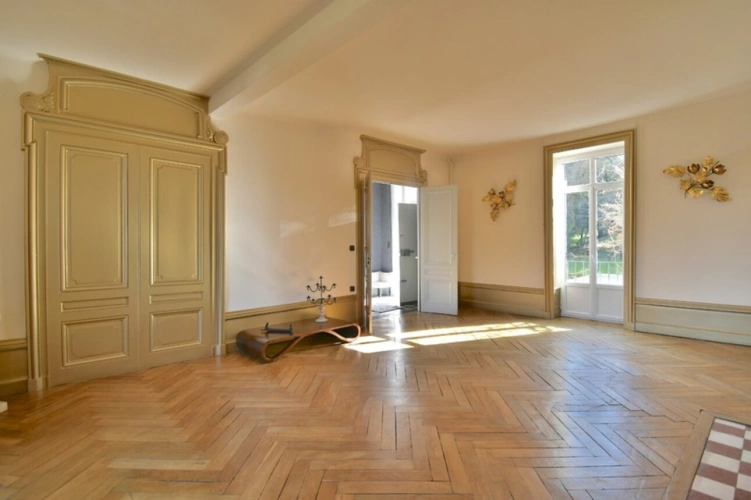 Photos 2 - Prestige - Demeure de caractère du XVIIIᵉ siècle – 435 m² – Parc arboré de 5 000 m² – Piscine – Au calme absolu