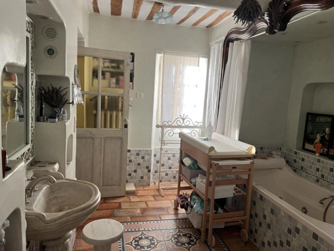 Photos 11 - Prestigious - 18th Century Provencal Stone Farmhouse