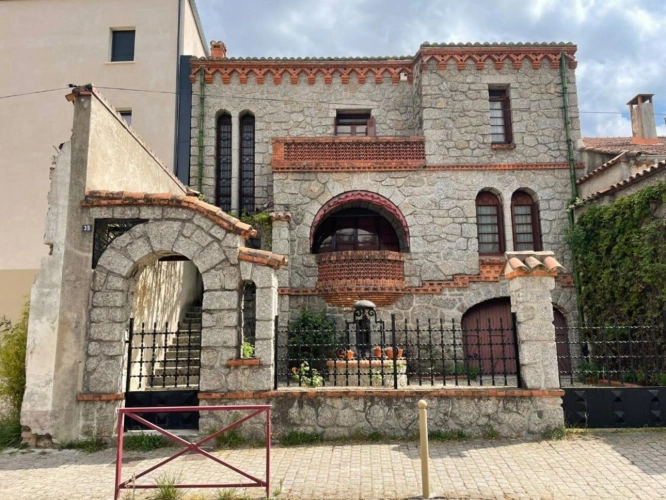 Photos 1 - Prestigious - Villa Vallespir ? Unique Character and Authentic Craftsmanship in Anduze