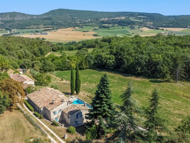 Photos 8 - Equestrian - Stunning Provençal estate located in the Luberon hills