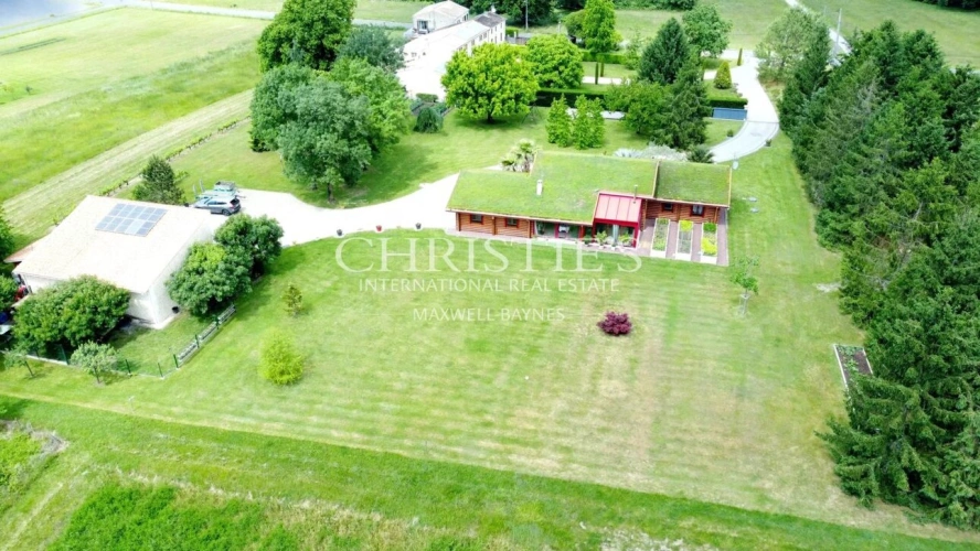 Photos 3 - Touristique - Domaine de charme avec chalet et trois gîtes. Secteur nord gironde