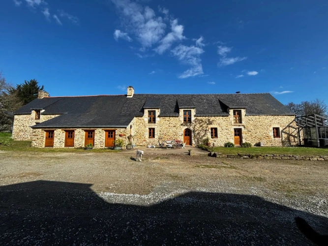 Photos 8 - Touristique - Propriété coup de coeur, 3 maisons, à 2 Min de la Plage