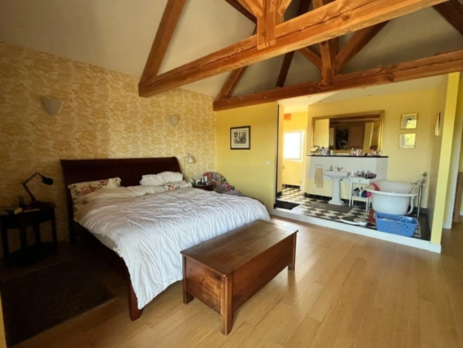 Photos 12 - Prestige - Dpt Gers (32), MARCIAC proche, ELEGANTE PROPRIETE plain-pied 4.5 Hectares piscinables, beaux volumes, belles prestations, hangar 700m2, garage