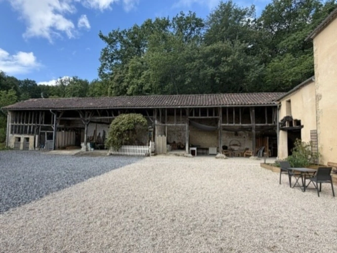 Photos 2 - Prestige - Dpt Gers (32), PLAISANCE proche, ELEGANTE PROPRIETE RURALE XVIIIs, sur 5300m2 clos, un peu cachée, au bout d un chemin