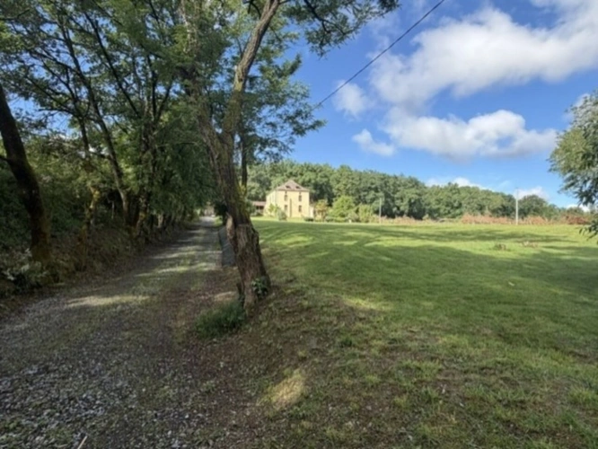 Photos 10 - Prestige - Dpt Gers (32), PLAISANCE proche, ELEGANTE PROPRIETE RURALE XVIIIs, sur 5300m2 clos, un peu cachée, au bout d un chemin