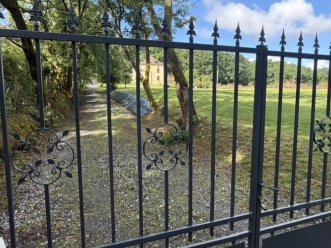 Photos 13 - Prestige - Dpt Gers (32), PLAISANCE proche, ELEGANTE PROPRIETE RURALE XVIIIs, sur 5300m2 clos, un peu cachée, au bout d un chemin
