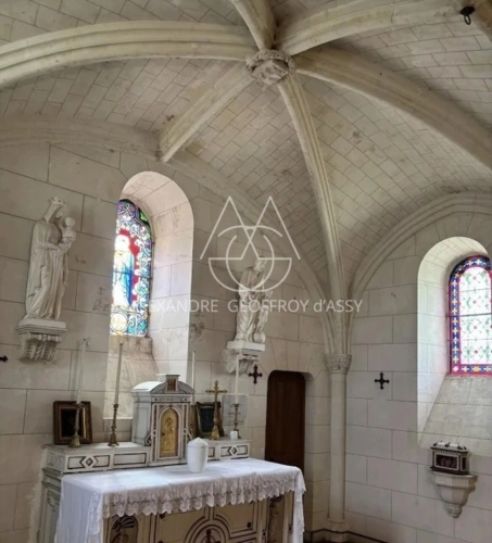 Photos 1 - Prestige - Rare, château du XV -ème- Un Havre de paix…