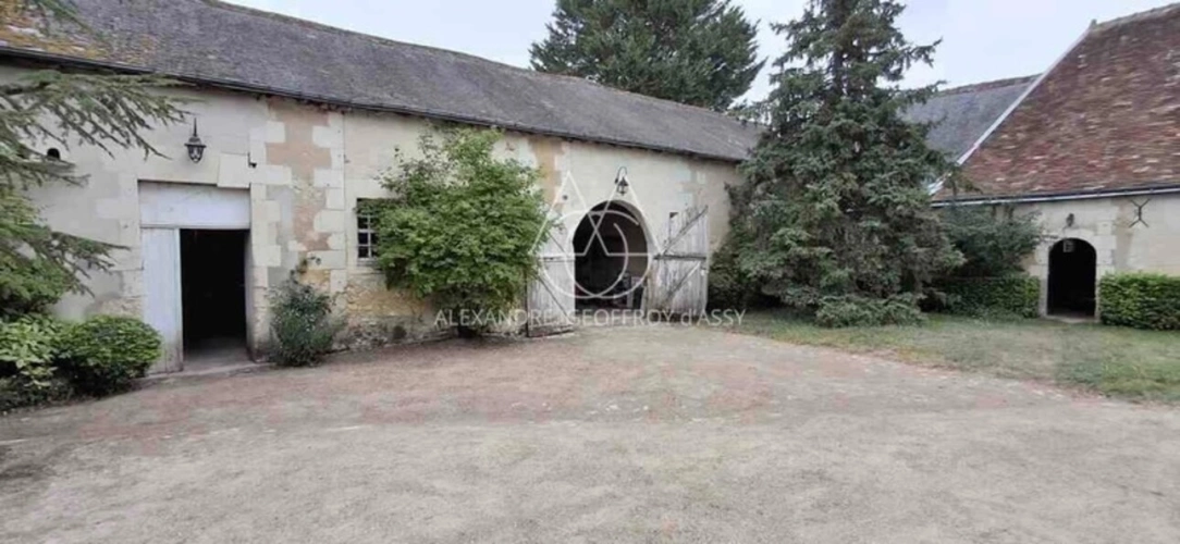 Photos 19 - Prestige - Rare, château du XV -ème- Un Havre de paix…
