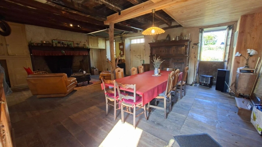 Photos 13 - Équestre - Véritable Hameau Privé en Pierre sur 5 Hectares de Nature