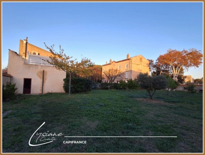 Photos 2 - Touristique - ENSEMBLE IMMOBILIER AVEC MAISON D'HABITATION ET 3 APPARTEMENTS LOUES, 5 DEPENDANCES, GRENIER