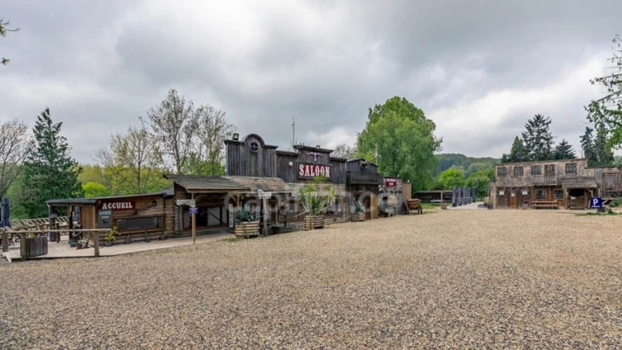 Photos 11 - Tourist - Propriété camping à vendre Laon (02) 1h15 de Paris