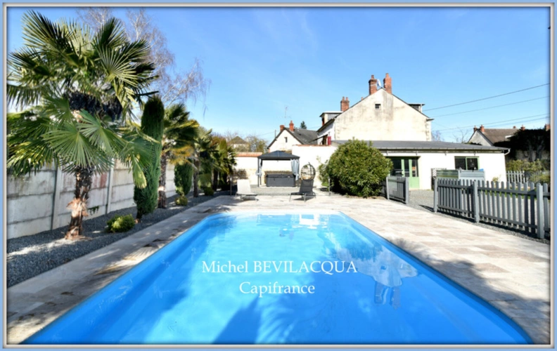 Photos 2 - Rurale - NEVERS (58), Propriété de charme 12 pièces, 265 m² habitables, 8 chambres, grandes annexes, piscine, terrain 1100 m²