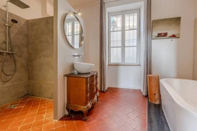 Photos 16 - Prestige - UZES(30): élégante MAISON BOURGEOISE, au cœur de UZES, au calme, jardin, piscine, intimité préservée