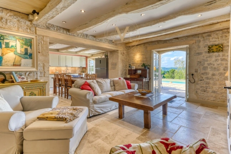 Photos 7 - Touristique - Maison de caractère avec vue dominante, piscine et gîte indépendant  (47)