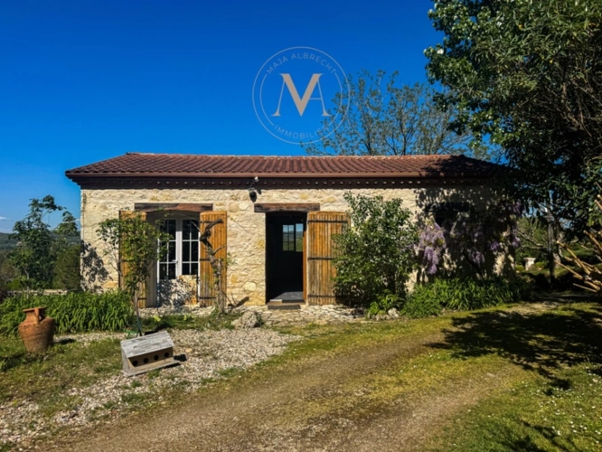Photos 21 - Touristique - Maison de caractère avec vue dominante, piscine et gîte indépendant  (47)