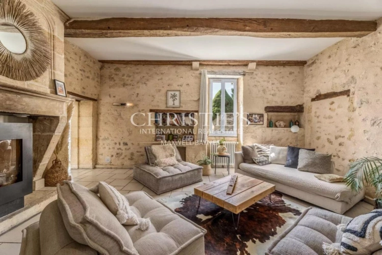 Photos 13 - Touristique - Belle maison de village avec maison d'amis, grand jardin, cuisine d’été et piscine